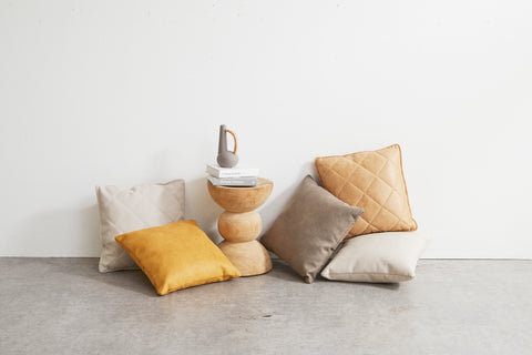 Cushion / クッション